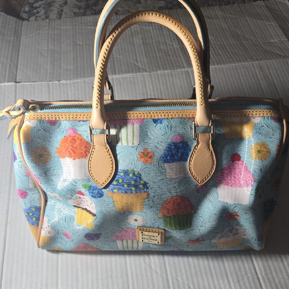 Dooney&bourke Boston